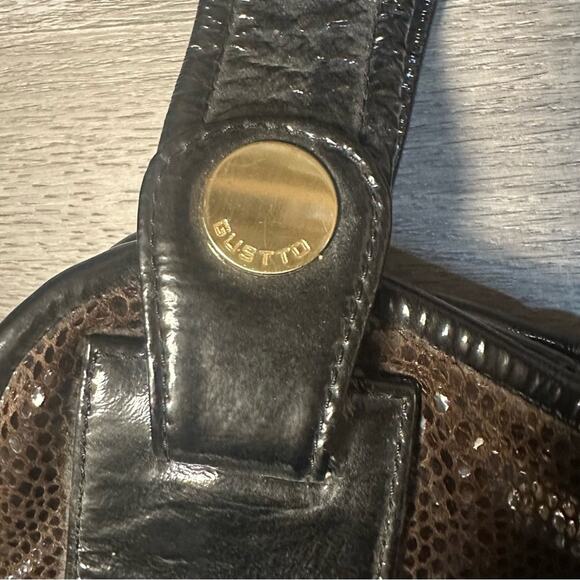 Gustto Black and Brown Genuine Leather Prato Bag - Picture 3 of 9